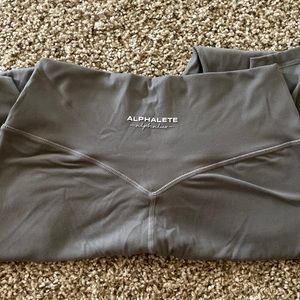 Small High rise grey Alphalete alphalux leggings